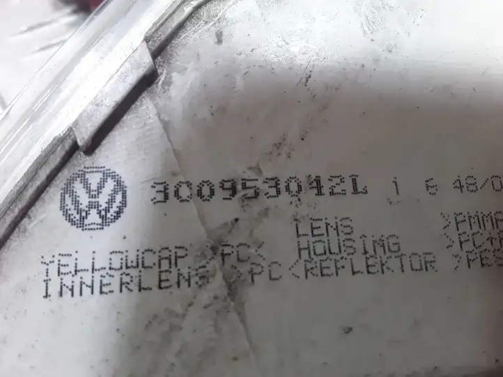 Volkswagen PASSAT B6 (2005 - 2010) 3C0953042L Указатель поворота передний — фото 3