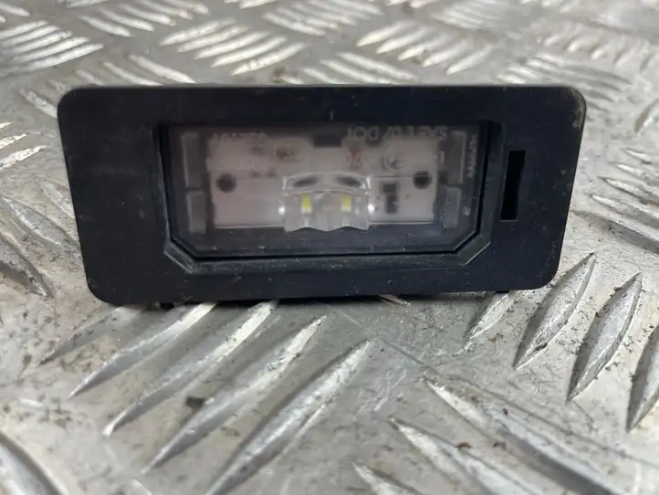 BMW 3 F30 F35 F31 (2012 - 2018) 63267193293 Подсветка номера — фото 5