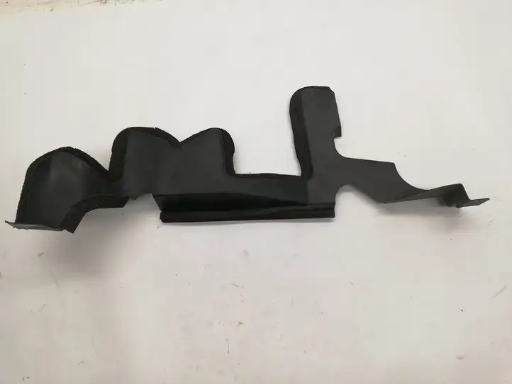 Nissan Juke I F15 (2010 - 2018) 62822BV81A Дефлектор воздуха — фото 1