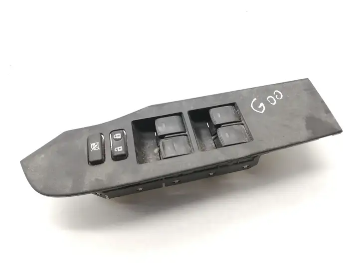 Toyota Auris E180 (2012 - 2018) 7423202E20 Кнопка стеклоподъемников — фото 1