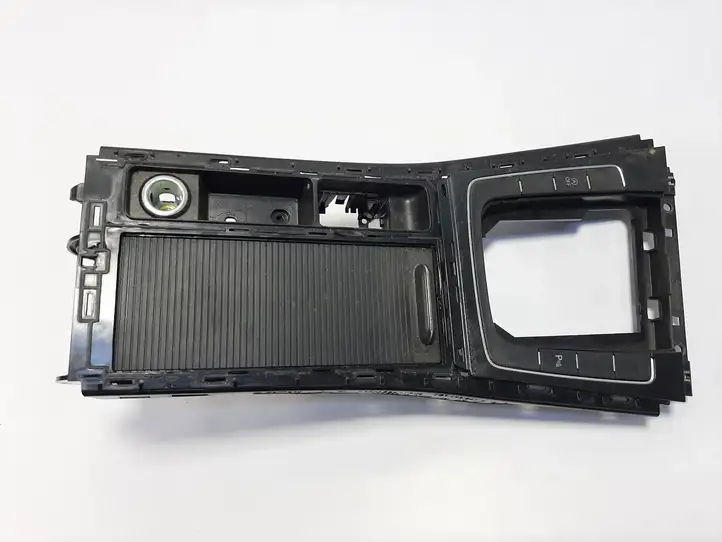 Volkswagen Golf VII (2013 - 2019) 5G0862531 Другая деталь консоли (туннеля) — фото 2