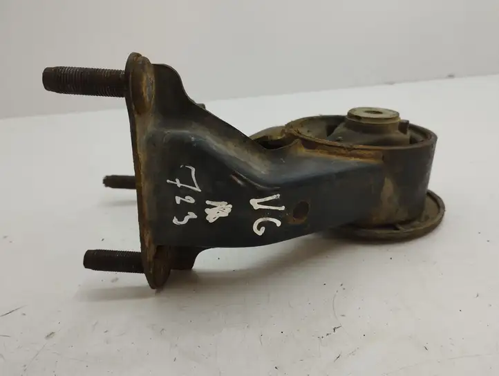 Toyota Corolla Verso AR10 (2004 - 2009) 123710R010 Опора двигателя — фото 4