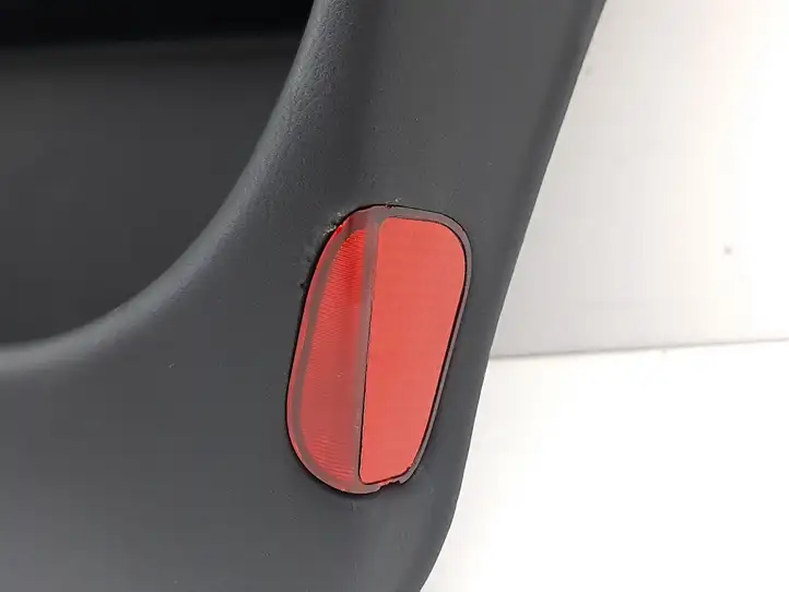 Maserati Quattroporte (2003 - 2008) Обшивка задней двери — фото 9