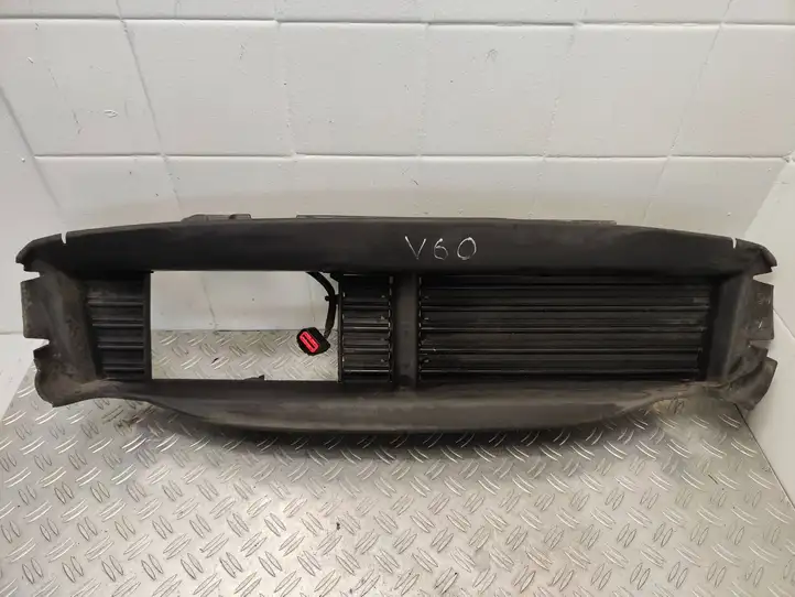 Volvo V60 (2013 - 2018) 31353218 Дефлектор воздуха — фото 1