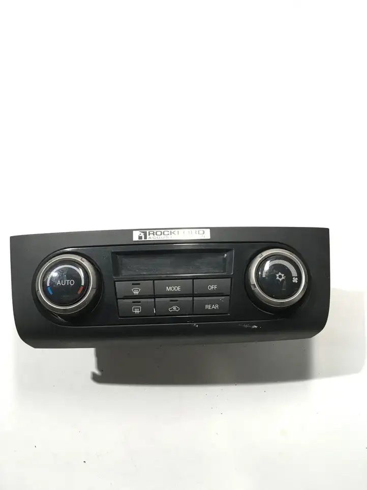 Mitsubishi Pajero (2006 - 2011) 1465706911 Передняя подсветка — фото 1