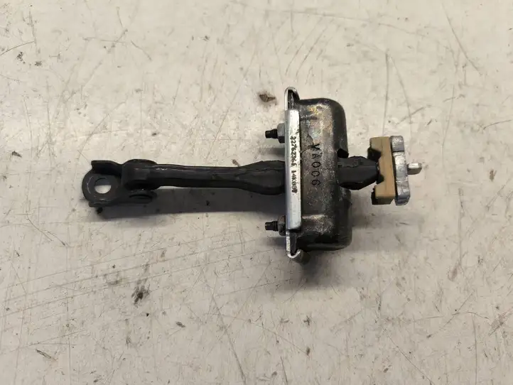 Chevrolet Corvette C7 (2014 - 2019) 22762361 Ограничитель двери — фото 4