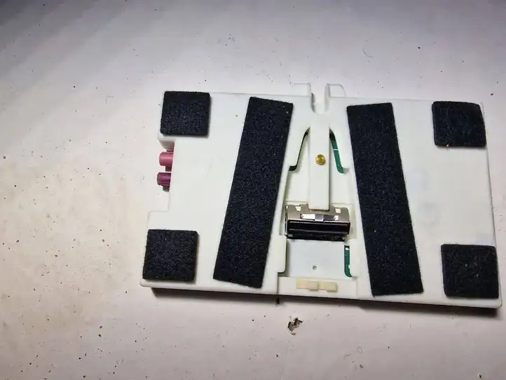 BMW 4 F32 F33 (2013 - 2017) 6820720 Усилитель антенны — фото 2