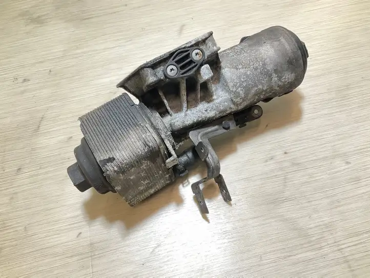 Audi A3/S3 8P (2008 - 2013) 045115389K Кронштейн масляного фильтра — фото 1