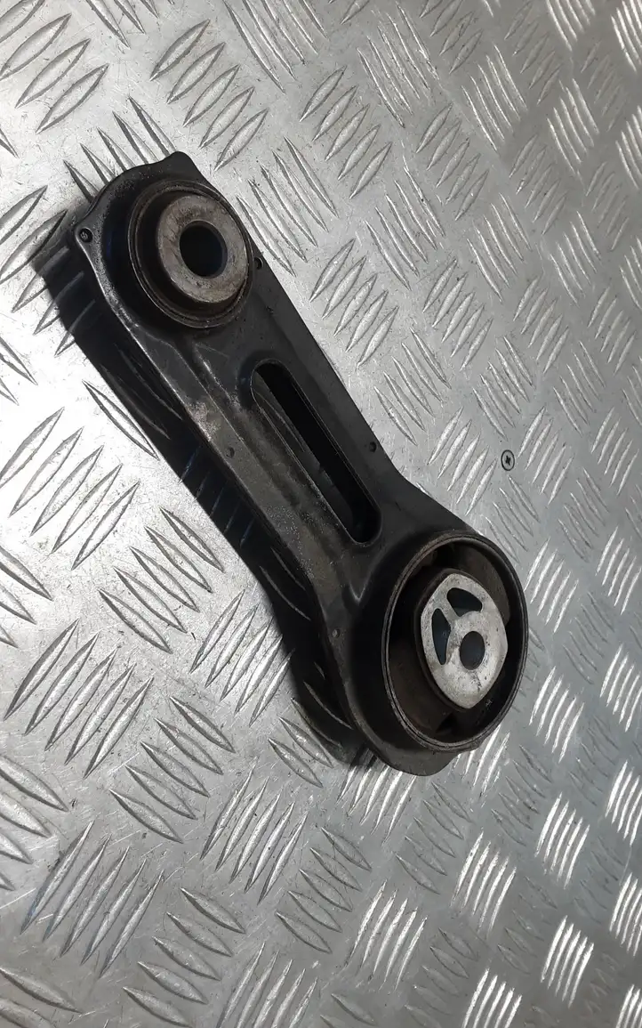 Mitsubishi Outlander (2018 - 2021)   Подушка коробки передач