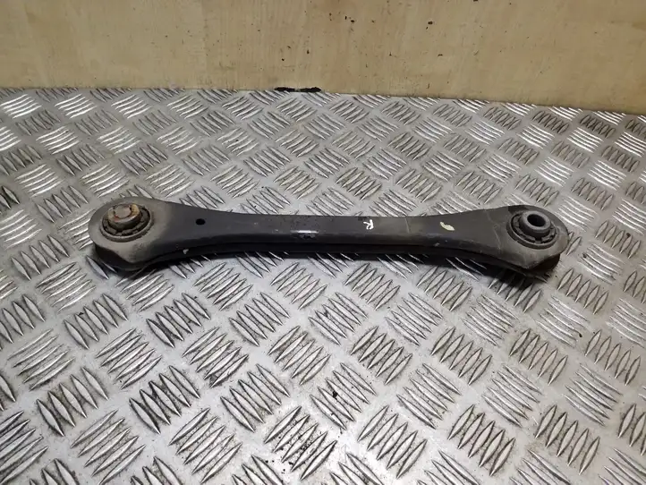 Kia Soul (2019 - )   Рычаг