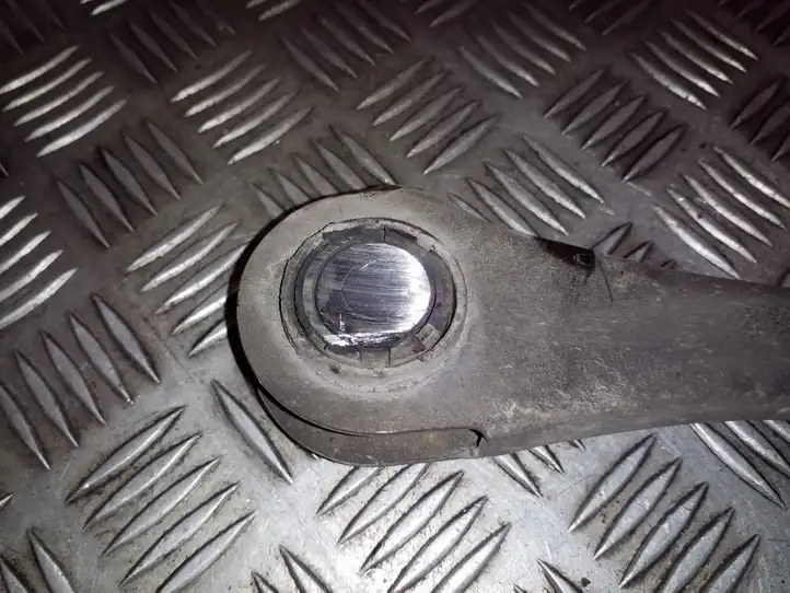 Kia Soul (2019 - )   Рычаг