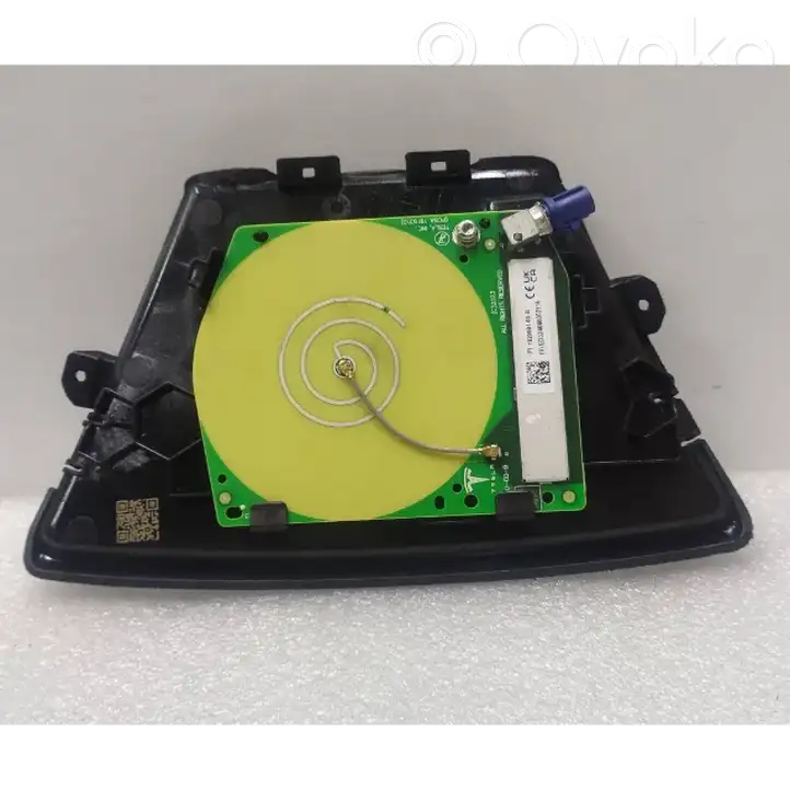 Tesla Model 3 (2024 - )  192000100B Другое реле