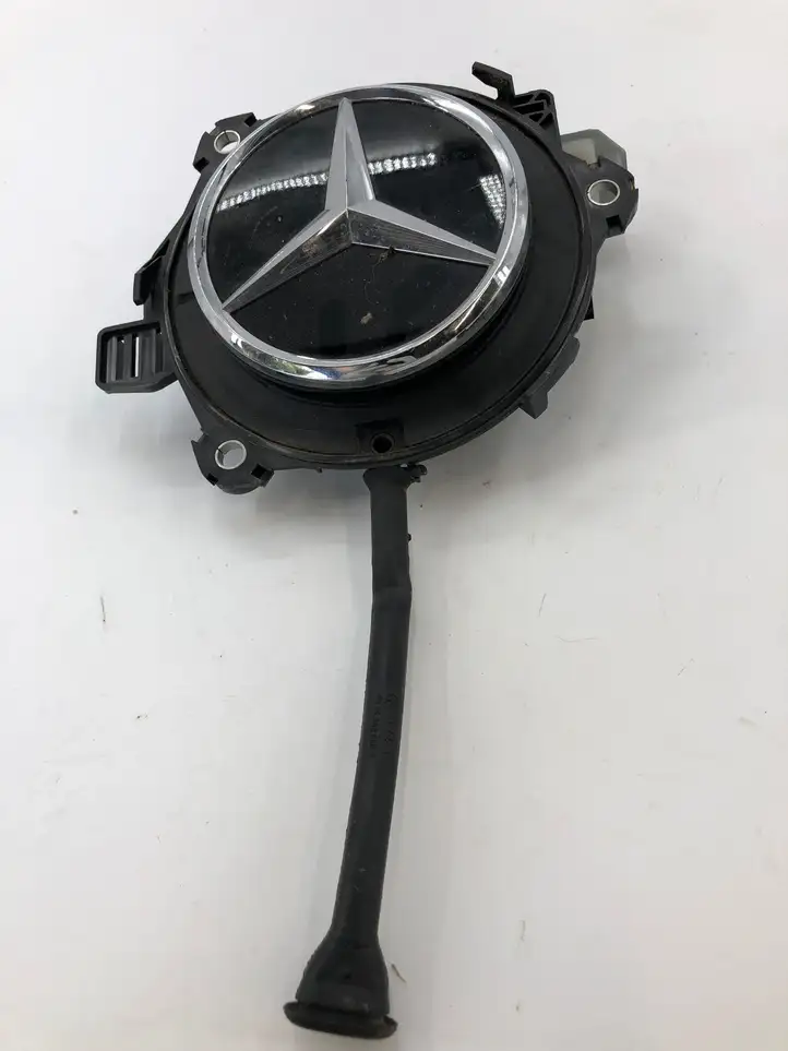 Mercedes-Benz EQE v295 (2022 - ) A0997504500 Кнопка закрытия крышки багажника — фото 2