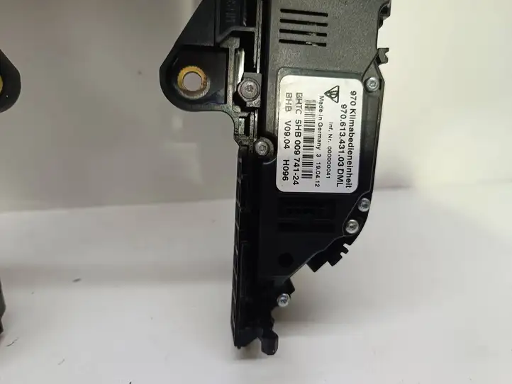 Porsche Panamera (970) (2009 - 2013) 97065320533 Блок кнопок на панели — фото 2
