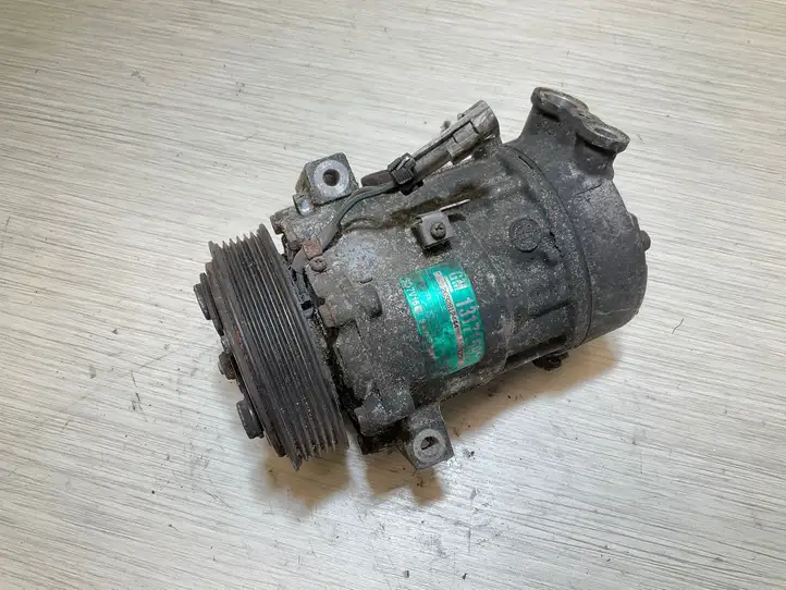 Opel Vectra C (2002 - 2005) 13171504 Компрессор (насос) кондиционера воздуха — фото 1