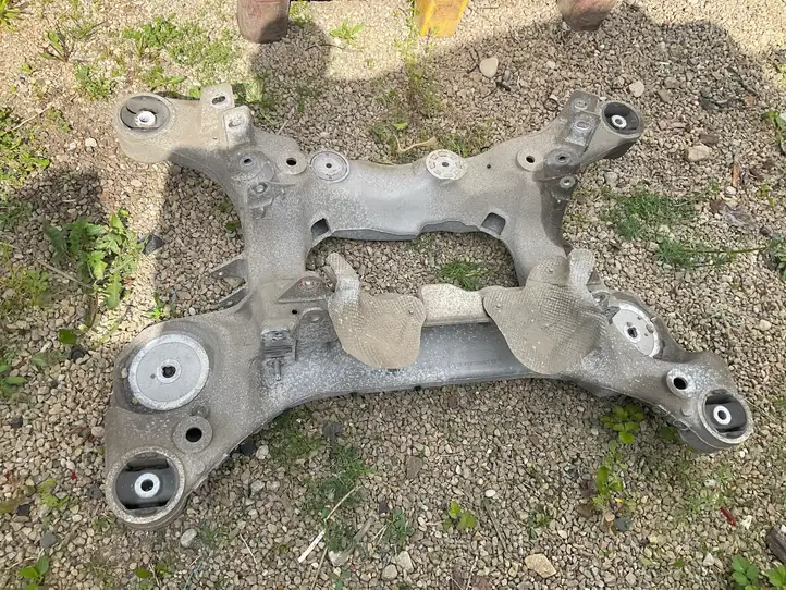 Land Rover Range Rover Sport (2013 - 2017)  CPLA5K091A Задняя траверса