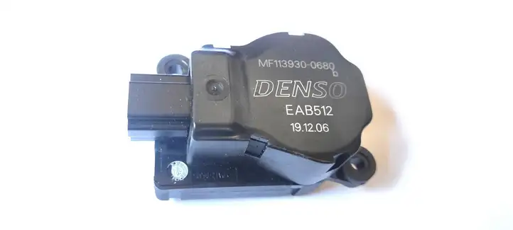 Land Rover Discovery (2004 - 2009)  MF1139300680 Двигатель задвижки потока воздуха