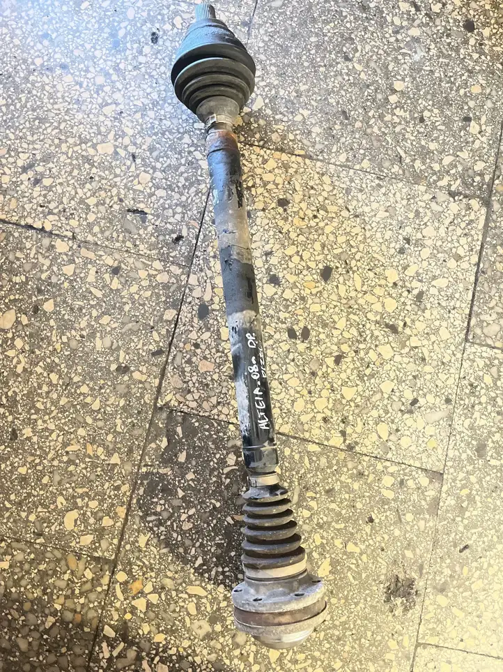 (2011 - 2020) Передняя полуось — фото 1