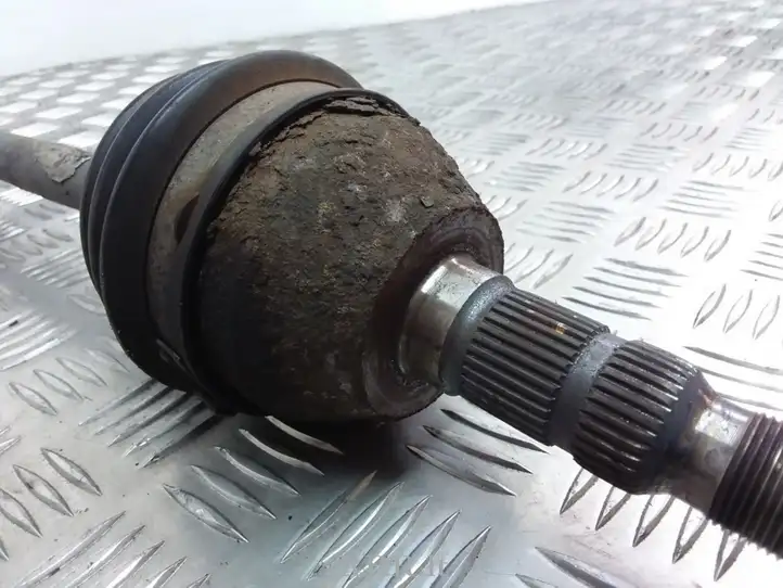 Opel Astra (2004 - 2009)   Передняя полуось