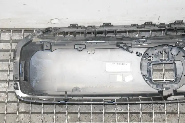 Volvo XC40 (2017 - ) 32337604 Вентиляционная решетка кузова — фото 6