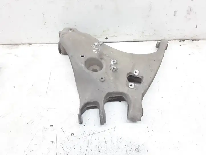 Audi A4 (2004 - 2009)   Вилы