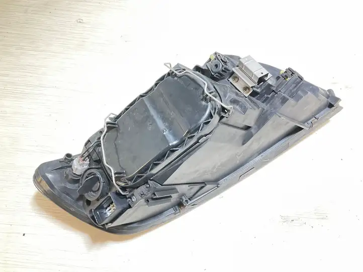 Volvo S40 (2007 - 2012) 30698879 Передняя фара — фото 3