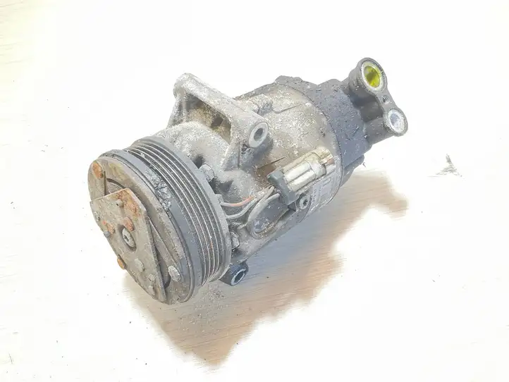 Opel Astra H (2004 - 2009) 13286085 Компрессор (насос) кондиционера воздуха — фото 1