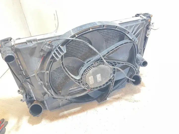 BMW 3 E90 E91 (2005 - 2012) 7788898 Комплект радиаторов охлаждения — фото 1
