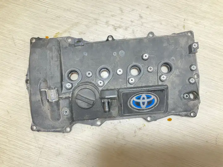 Toyota Corolla E210 E21 (2018 - ) Крышка головки блока цилиндров — фото 3