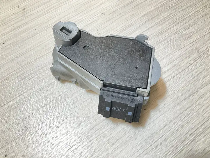 Mercedes-Benz Vito Viano W639 (2010 - 2015) A0375456132 Блокиратор руля — фото 2