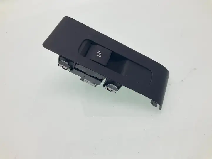 Volvo XC40 (2017 - ) 31456060 Кнопка стеклоподъемников — фото 1
