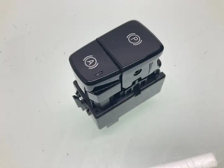 Volvo XC40 (2017 - ) 0242AA Кнопка ручного тормоза — фото 1