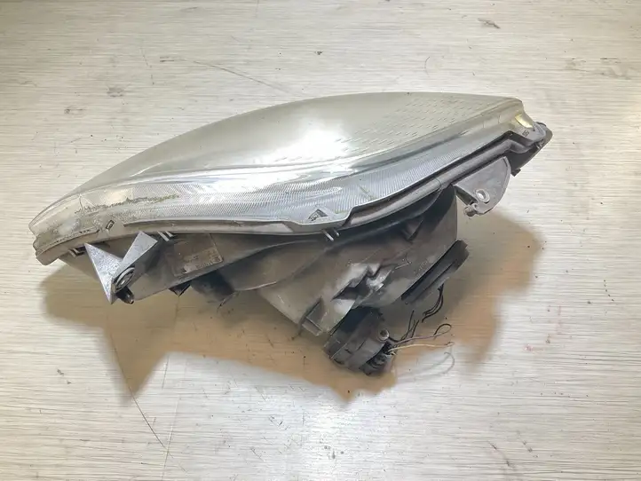Opel Vivaro (2006 - 2014) 91165722 Передняя фара — фото 2