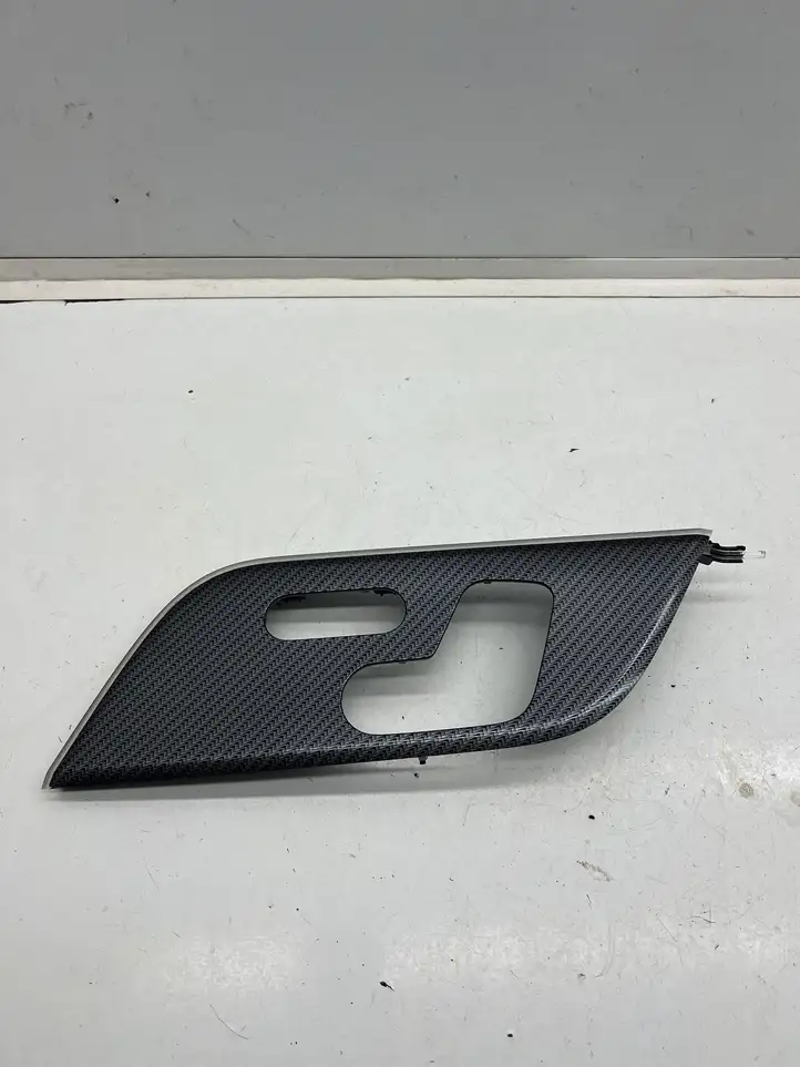 Mercedes-Benz B-class W247 (2018 - ) A2478208901 Прочая отделка передней двери — фото 1