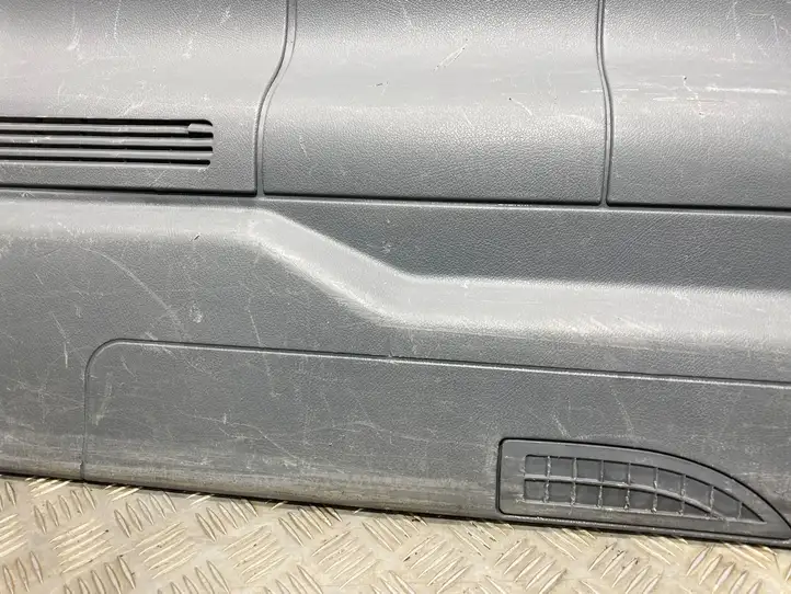 Mercedes-Benz Vito Viano W639 (2003 - 2010) A6396901453 Обшивка задней двери — фото 18
