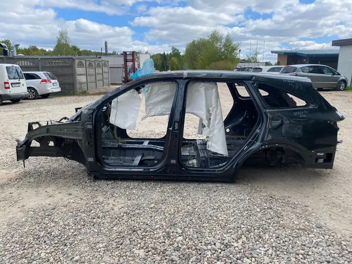 Kia Sorento IV (2020 - ) Кузов — фото 6