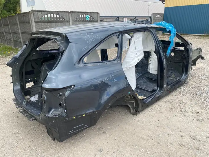 Kia Sorento IV (2020 - ) Кузов — фото 13