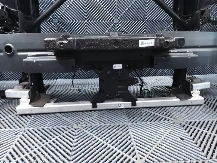 BMW XM (2022 - ) 51117930681 Усилитель переднего бампера — фото 7
