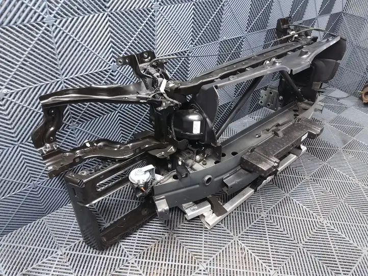 BMW XM (2022 - ) 51117930681 Усилитель переднего бампера — фото 11