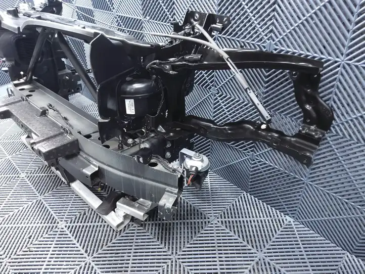 BMW XM (2022 - ) 51117930681 Усилитель переднего бампера — фото 12