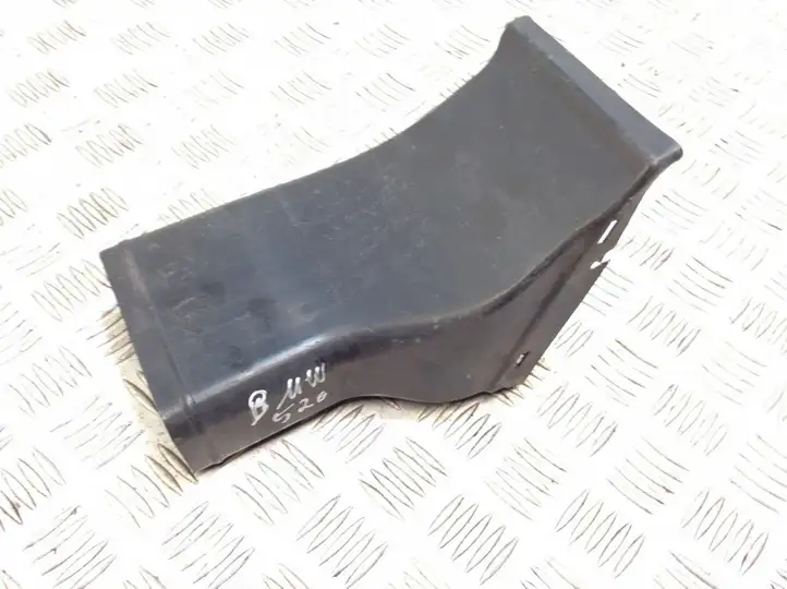 BMW 5 E60 E61 (2004 - 2010) 7033704 Детали воздухозаборника — фото 2