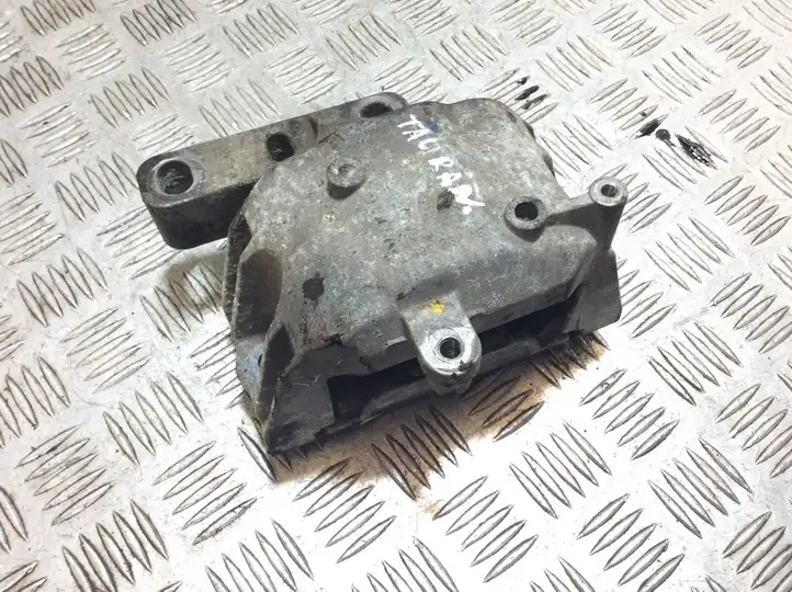 Volkswagen Touran I (2003 - 2010) 1K0199262AE Опора двигателя — фото 1