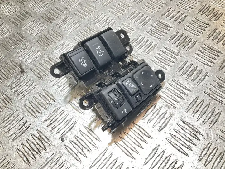 Nissan Juke I F15 (2010 - 2018) 25190BA60A Другие включатели / ручки/ переключатели — фото 1