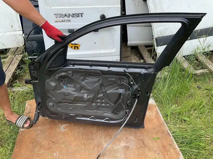 BMW 1 E82 E88 (2007 - 2014) Дверь — фото 3