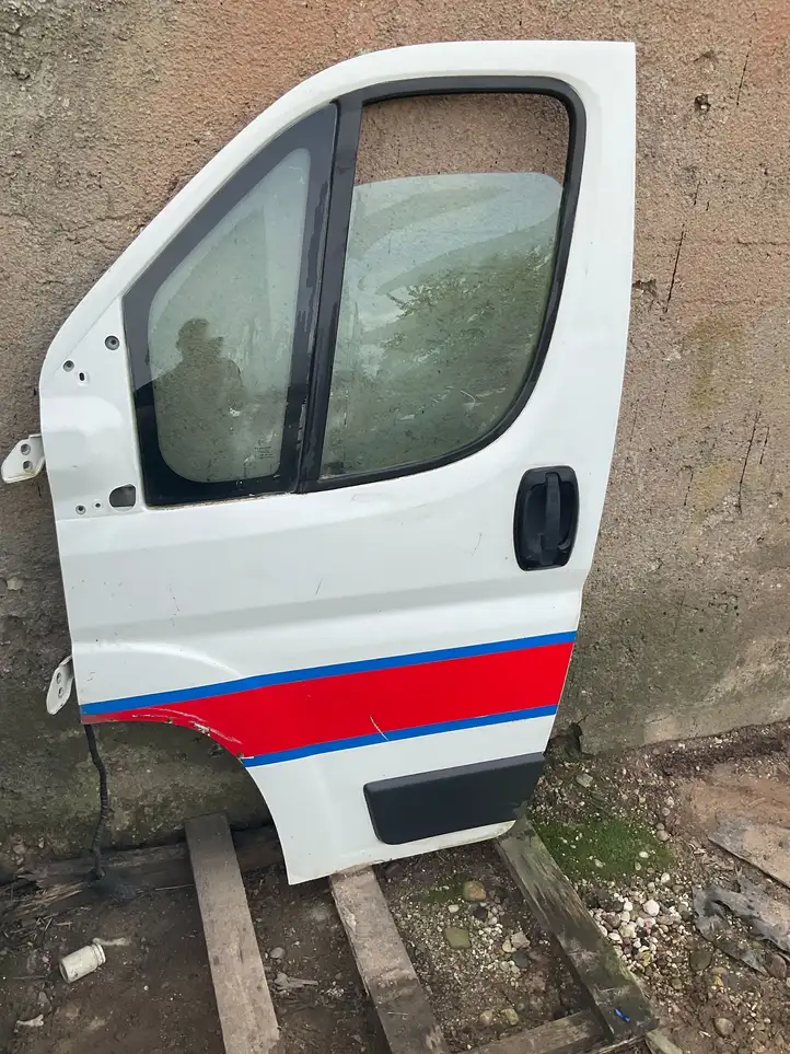 Peugeot Boxer (2015 - ) Дверь — фото 2