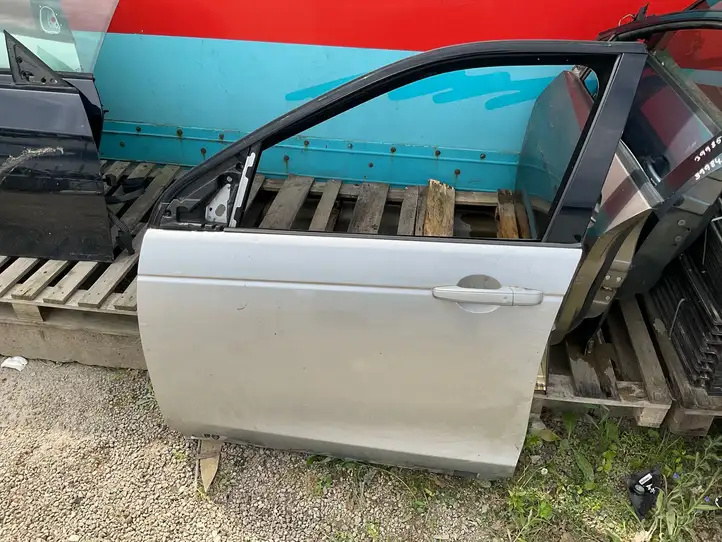 Land Rover Discovery 5 (2016 - ) Дверь — фото 3