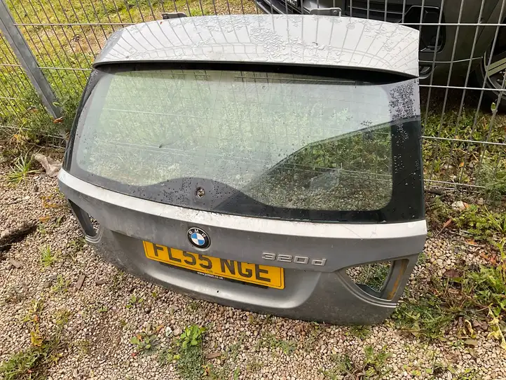 BMW 3 E90 E91 (2005 - 2012) Крышка багажника — фото 2