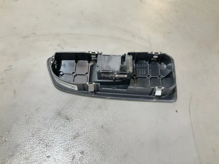 BMW 1 E81 E87 (2004 - 2011) 6935534 Кнопка стеклоподъемников — фото 2