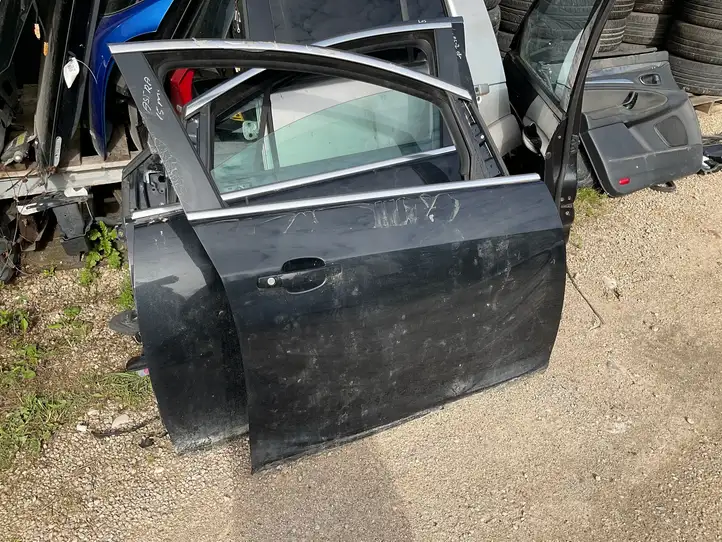 Opel Astra J (2012 - 2015) Дверь — фото 2
