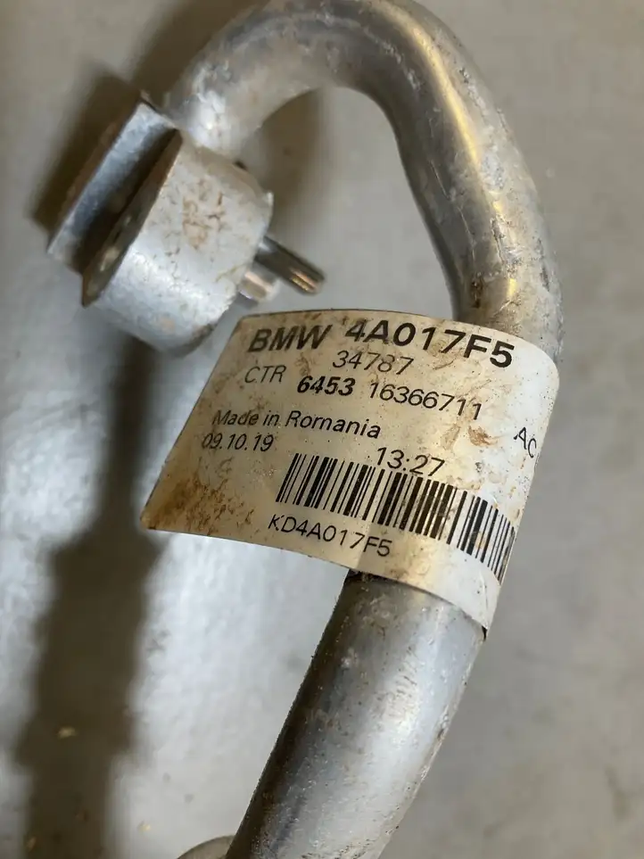 BMW 3 G20 G21 (2019 - ) 4A017F5 Трубки и шланги кондиционера — фото 2